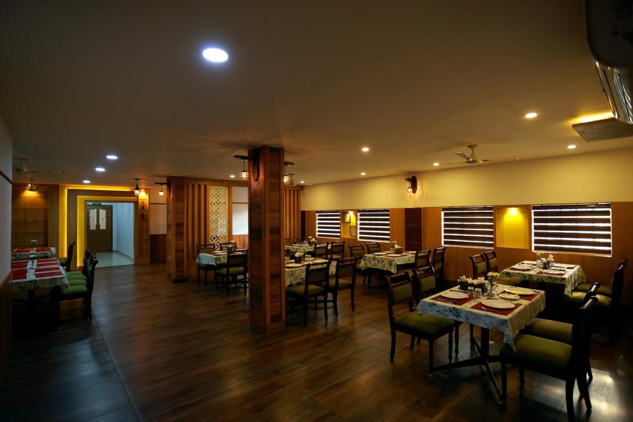 Hotel Maharani Pala Экстерьер фото