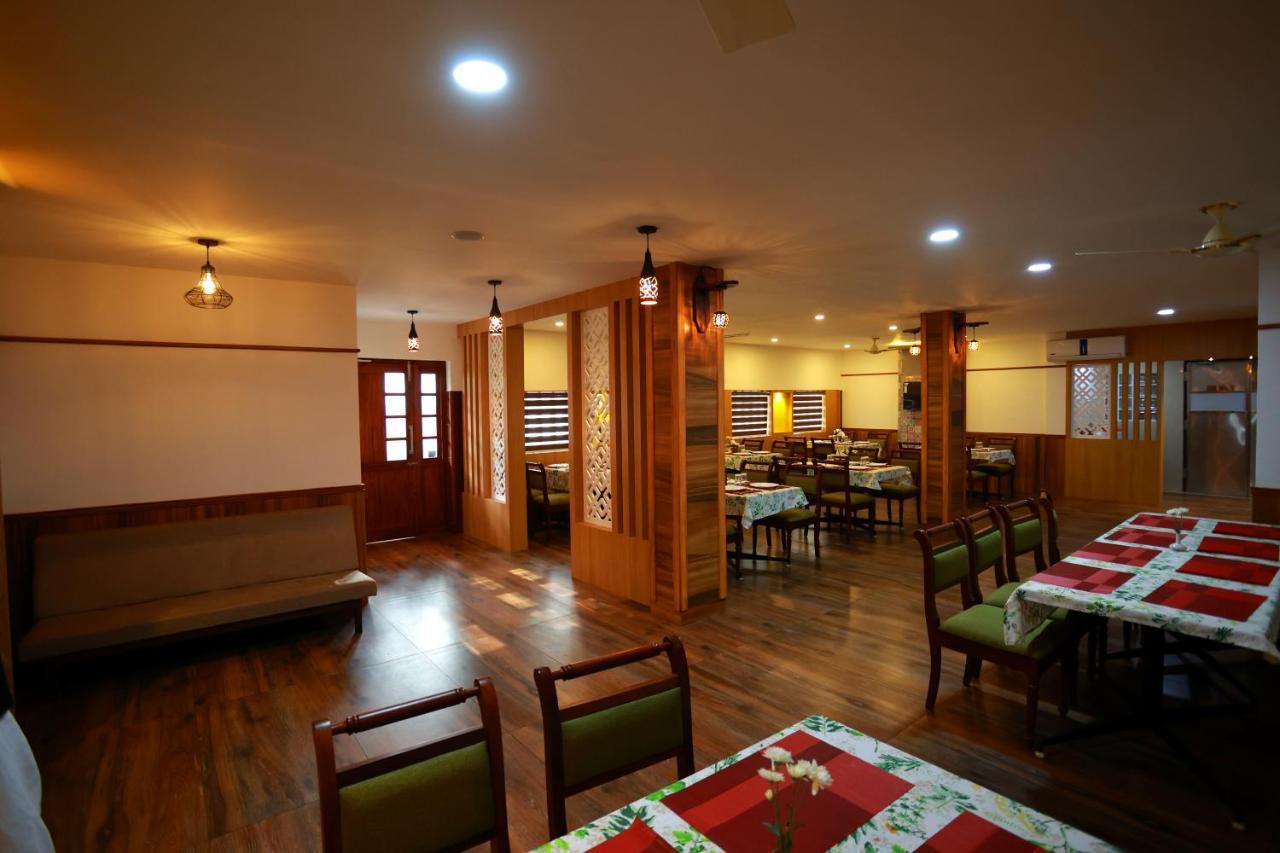 Hotel Maharani Pala Экстерьер фото